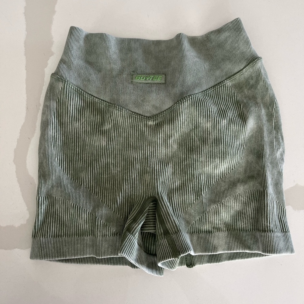 Bo+Tee Finesse Mini Shorts Washed Khaki